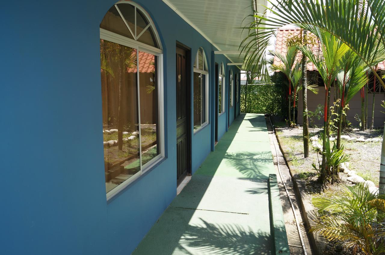 Y Cabinas Del Tropico * Guapiles